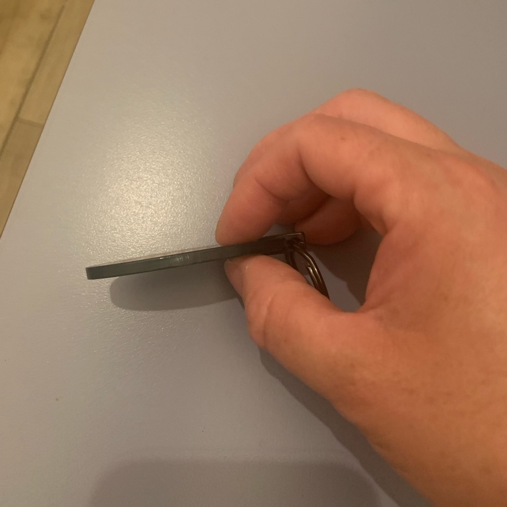 KROQ Vintage Keychain - Picture 6 of 6